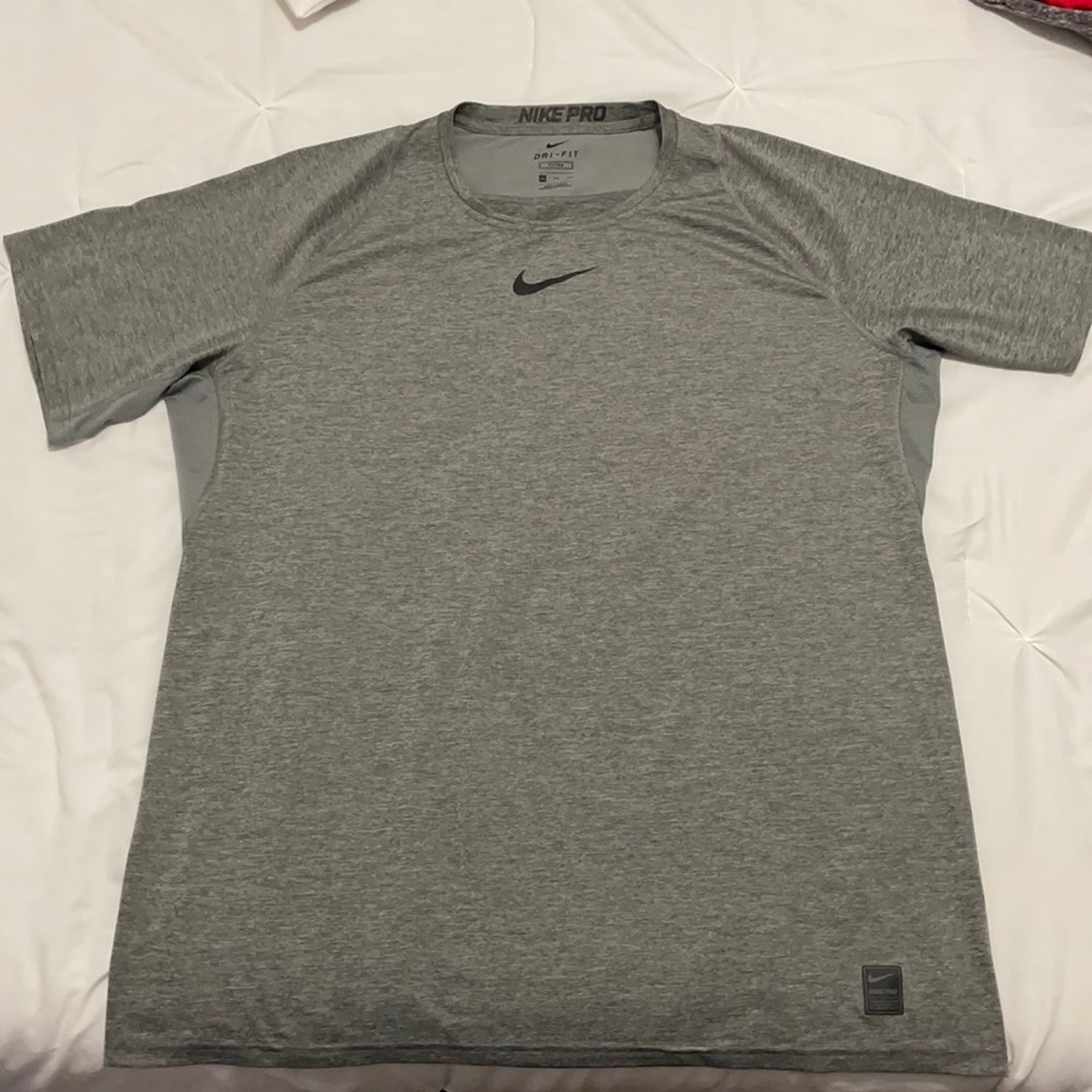 Nike Pro men’s Dri-Fit fitted t-shirt.